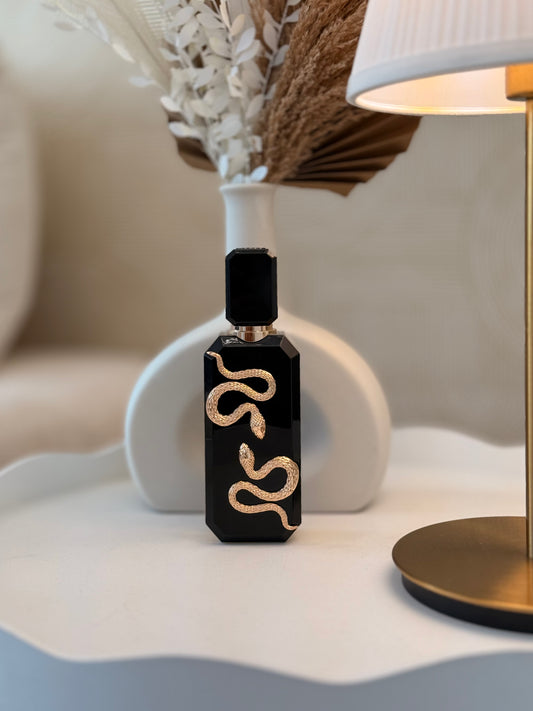 VENENO - French Avenue Inspiration : Smoking Hot de Kilian